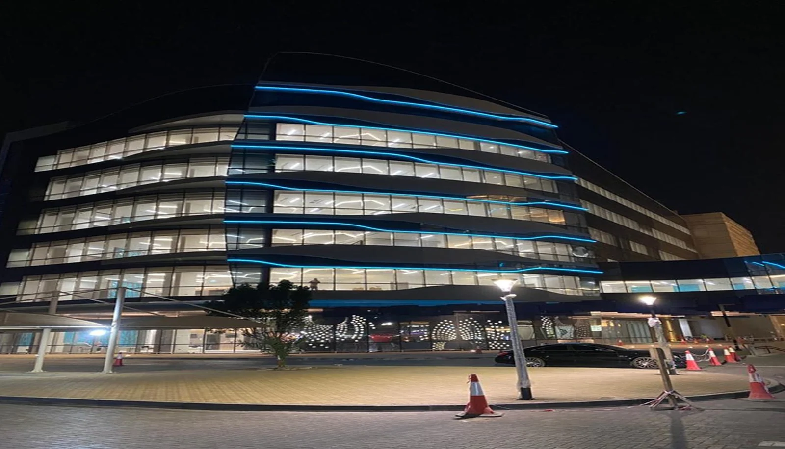 Danat Al Emarat Hospital — South Tower — IZEC works