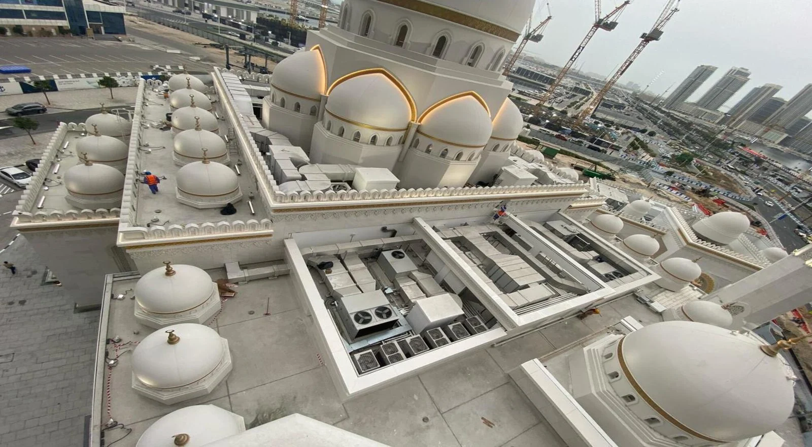 HH Sheikh Rashid Bin Mohammed Mosque — IZEC works